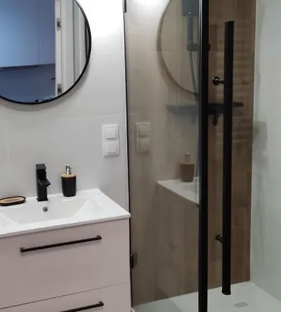 Apartment Apartament Na Armii Krajowej, Blisko Centrum I Aquaparku, Darmowy Parking *